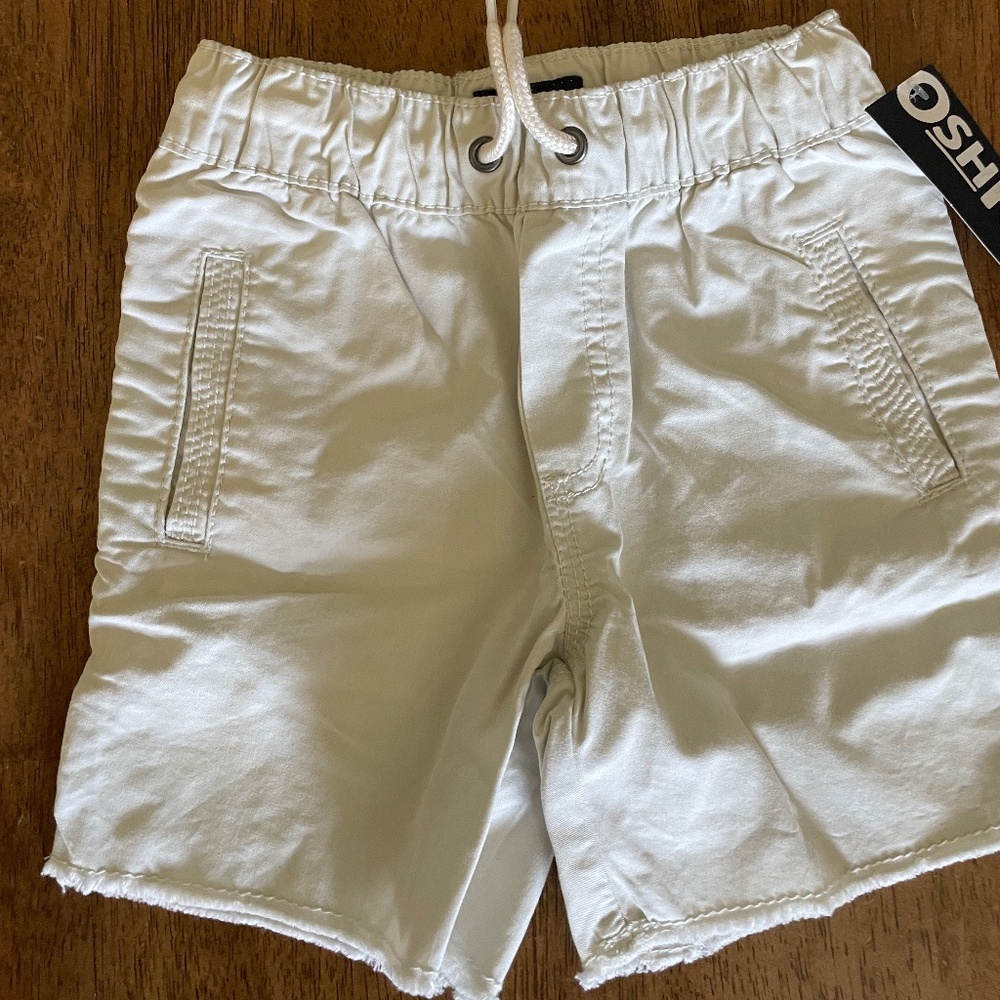 Oshkosh 3t boys set